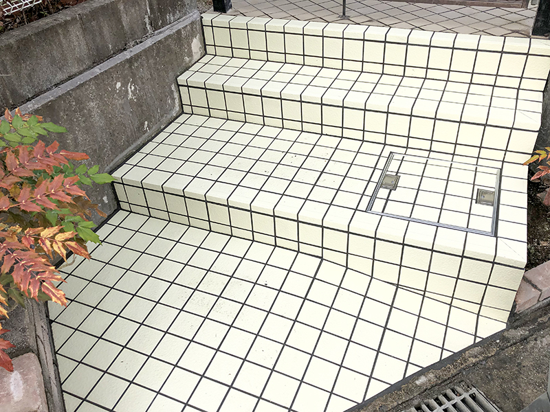 玄関土間タイル張替工事